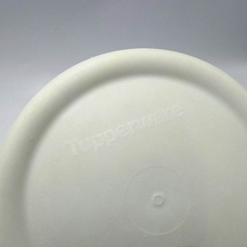 Tupperware 24oz Blue Insulated Tumbler Drink Cup #3329A-3 With Lid-VGC